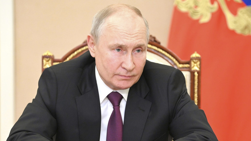 Путин: действия России в Донбассе продиктованы в первую очередь защитой людей