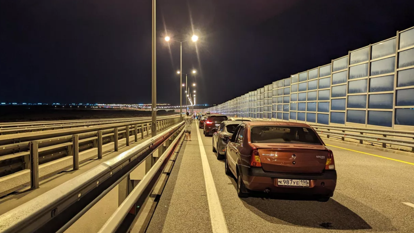 Движение по Крымскому мосту возобновлено