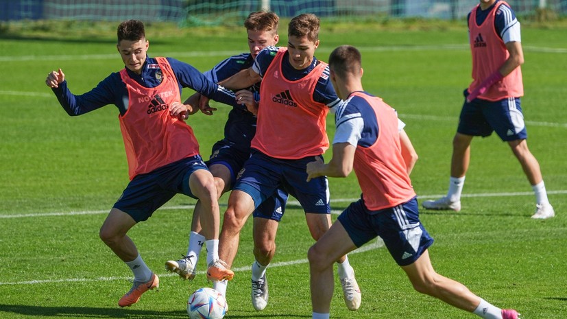 Булыкин назвал желаемых соперников для сборной России