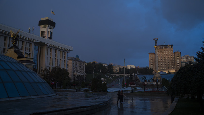 Политолог: при нынешнем режиме Украина не в состоянии жить без внешних подачек
