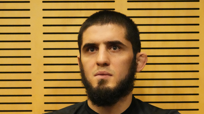 Махачев допустил, что выйдет с флагом на бой с Волкановски