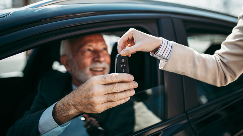 Нотариус Соколов посоветовал проверять перед покупкой, находится ли ...