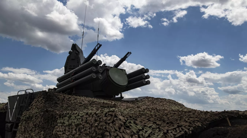 Минобороны: силы ПВО перехватили над Крымом две ракеты ВСУ комплекса С-200