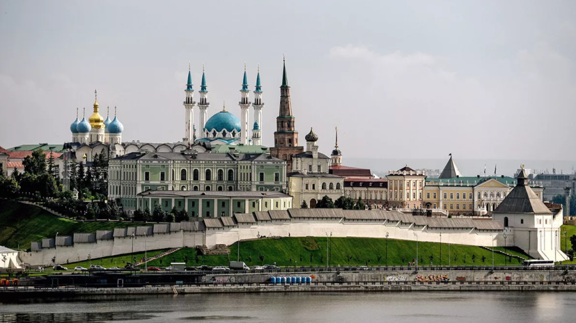 Синоптик Аухадеев предупредил об усилении ветра и осадках в Казани на неделе