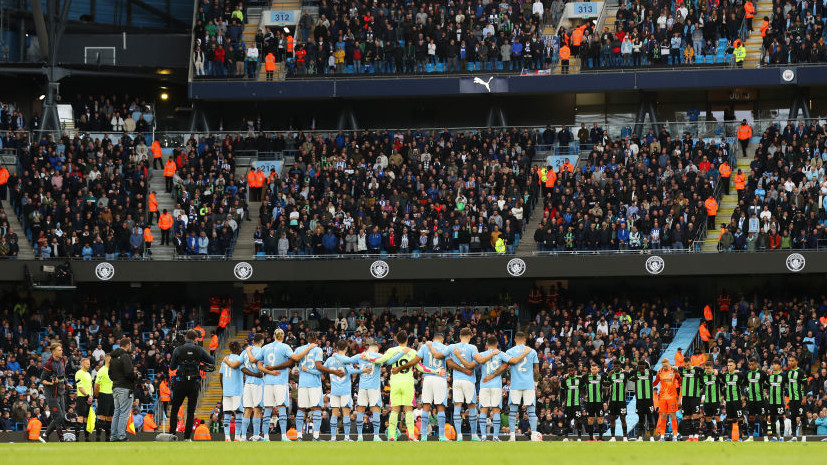 Болельщики «Ман Сити» праздновали смерть Бобби Чарльтона