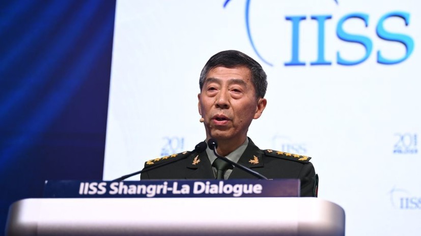 Министр обороны Китая Ли Шанфу освобождён от должности