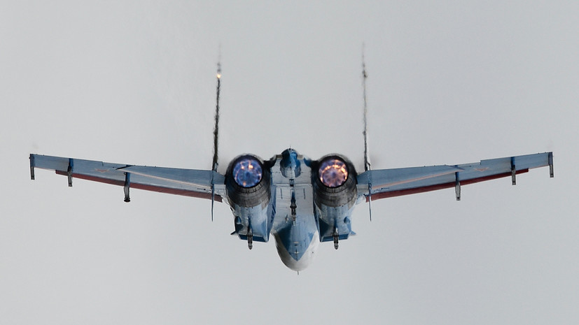 Су-27 не допустил нарушения границы России двумя самолётами В-1В ВВС США