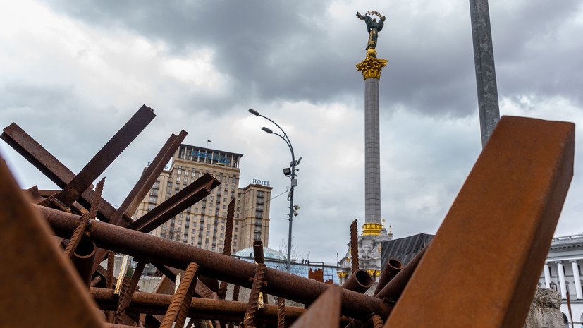 Полковник Макгрегор назвал Украину развалившимся государством