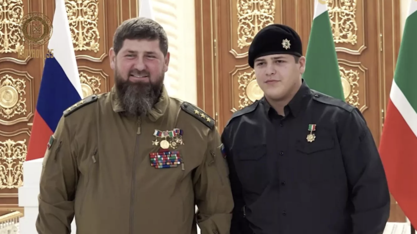 Сыну главы Чечни Адаму Кадырову вручили вторую по значимости награду Татарстана