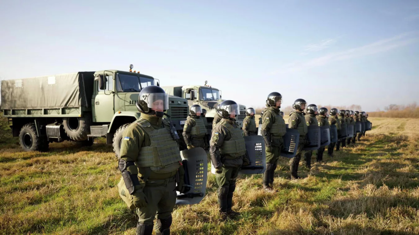 Водитель грузовика пытался вывезти своего сына с Украины, накрыв одеялом