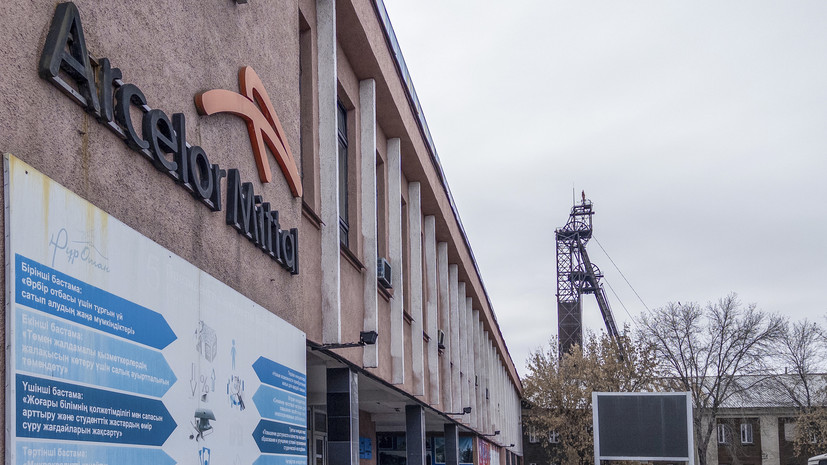 Число жертв аварии на шахте в Карагандинской области Казахстана выросло до 45