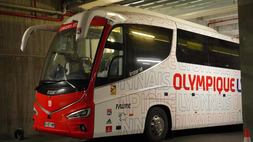 Глава ФИФА осудил нападение фанатов «Марселя» на автобус «Лиона»