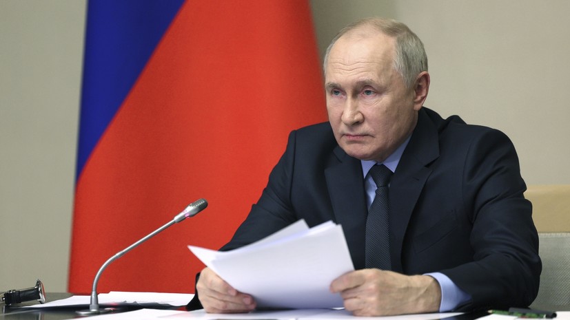 Песков: на закрытом совещании Путина обсуждалось противодействие вмешательству