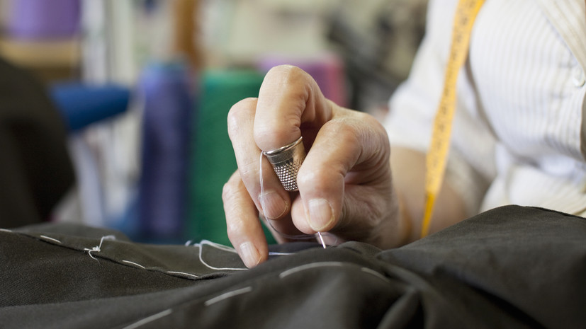 Жительница Чувашии случайно проглотила иглу во время рукоделия