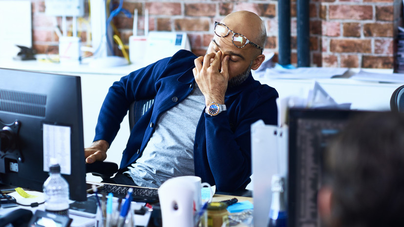 Врач Савельева: частая усталость может быть признаком гипотиреоза или анемии