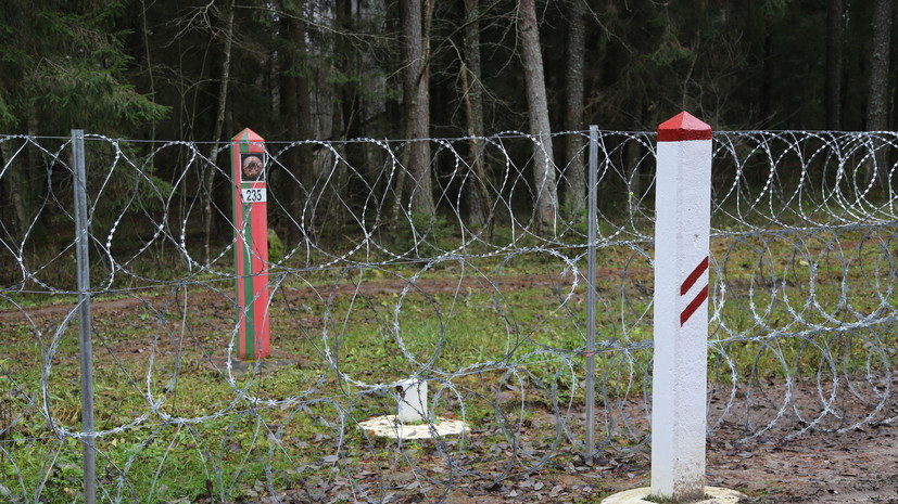 СК Белоруссии заявил, что на границе с Латвией обнаружены тела 12 беженцев