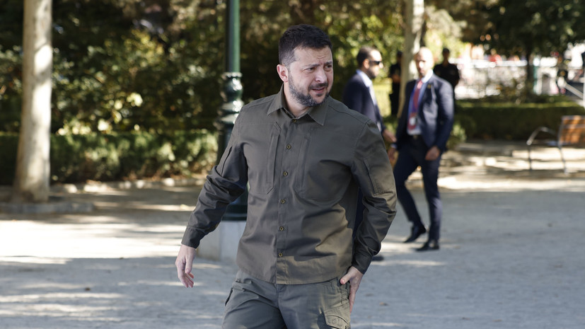Политолог: Залужный предложил кандидатуру Зеленского в качестве «козла отпущения»