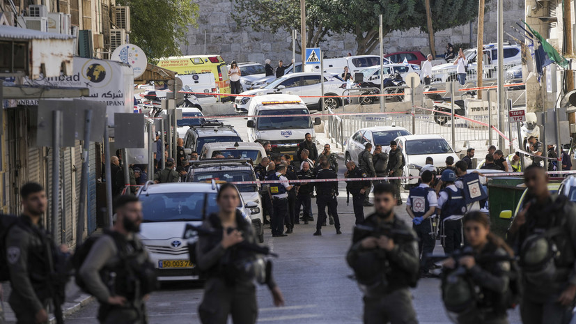 В Иерусалиме сотрудница полиции погибла после нападения палестинца