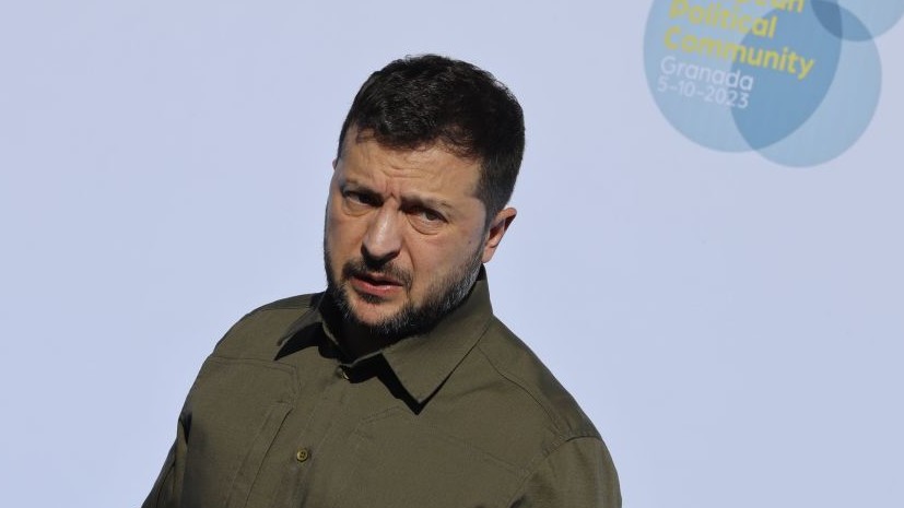 Экс-сотрудник ЦРУ Джонсон сравнил Зеленского с Гитлером из фильма «Бункер»