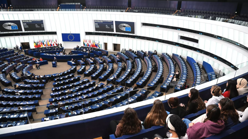 В Европарламенте призвали страны ЕС не конфисковывать машины россиян