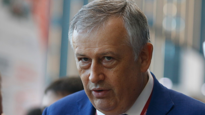 Губернатор Дрозденко поздравил правоохранителей с Днём полиции