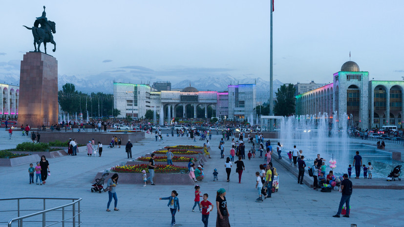 В Киргизии официально запретили менять отчество на матчество