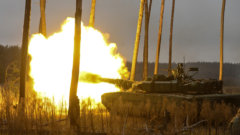 ВСУ потеряли 305 бойцов убитыми и ранеными: ВС России отразили три атаки противника на Донецком направлении