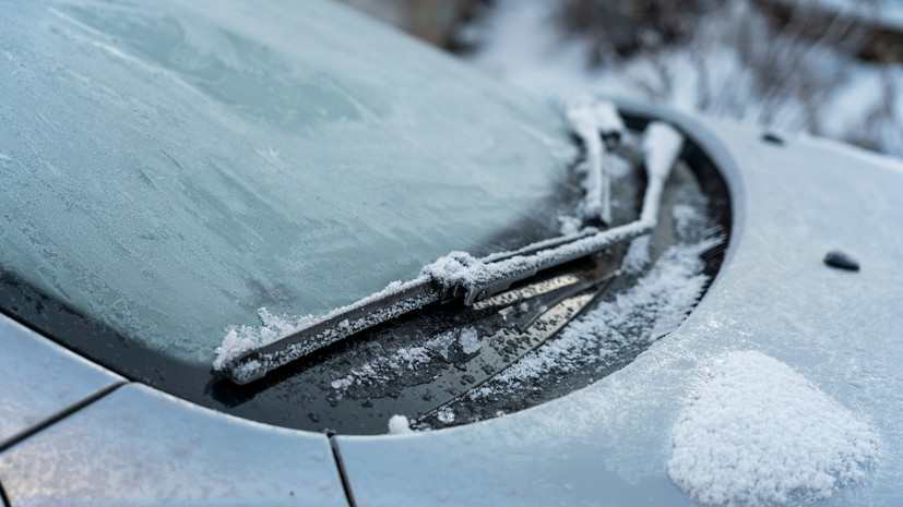 В Магадане полиция спасла мальчика, оставленного матерью в машине в мороз