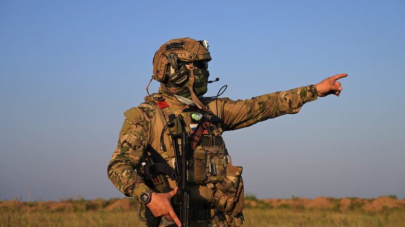 Корреспондент RT показал, как российские бойцы держат оборону на берегу Днепра