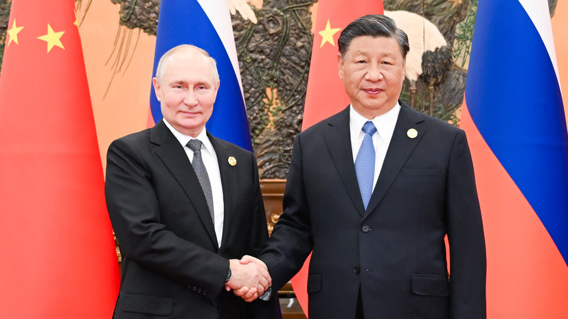 Песков: Путина и Си Цзиньпина связывают отношения взаимного уважения