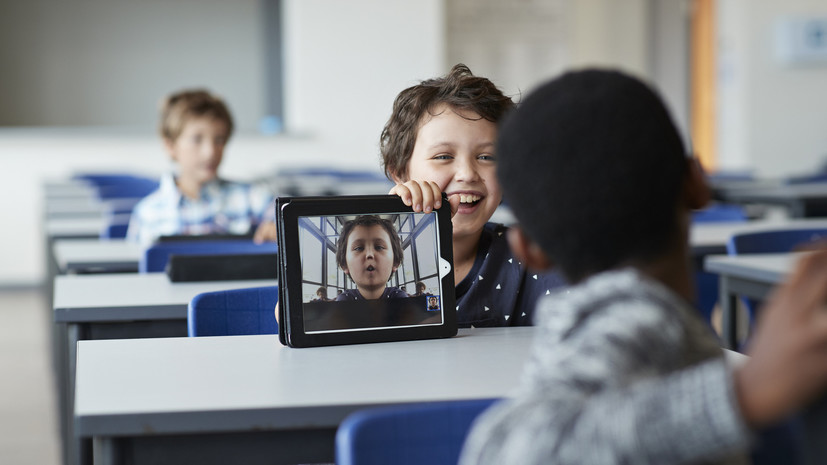 «Урок цифры» по работе мессенджеров прошли 23,5 тысячи школьников из Удмуртии