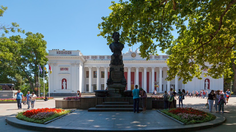 УНИАН: в Одессе планируют снести памятник Пушкину и переименовать одну из улиц