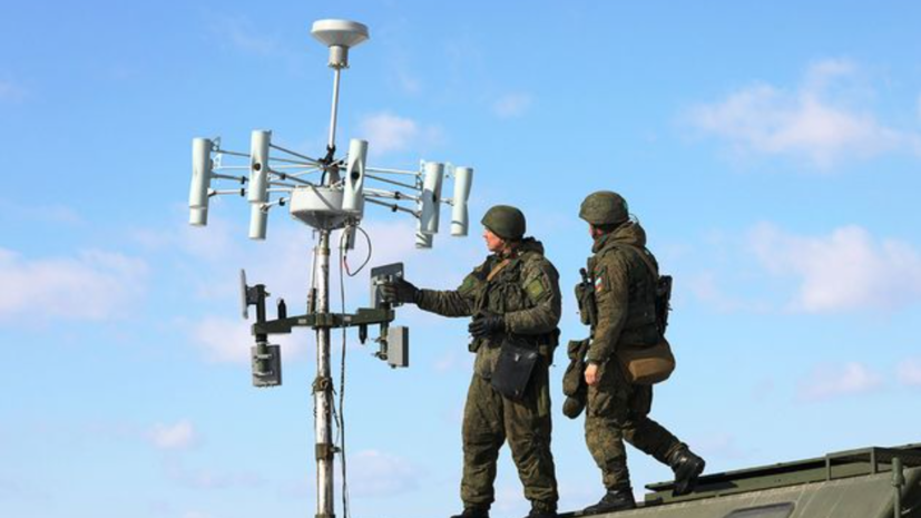 Старовойт: пограничники средствами РЭБ посадили дрон-камикадзе в Курской области