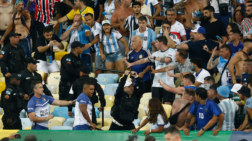 Месси: мы видели, как полиция избивает людей, на трибунах были наши семьи