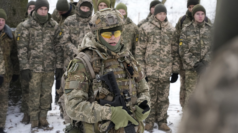 Bloomberg: в план обязательств ЕС перед Украиной входит обучение военных ВСУ