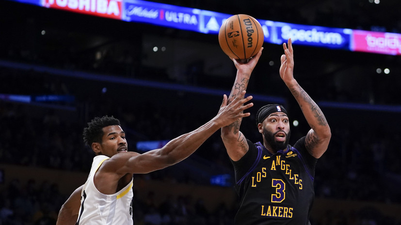Дабл-дабл Дэвиса помог «Лейкерс» победить «Юту» в матче НБА