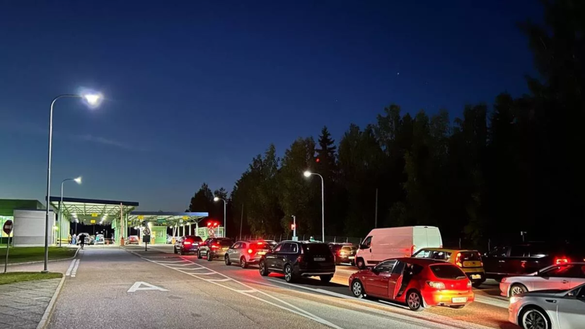 Финляндия закрывает все КПП на границе с Россией, кроме «Райя-Йоосеппи»