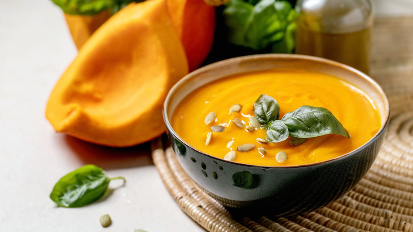 Диетолог Мещерякова посоветовала включить в зимний рацион овощной крем-суп