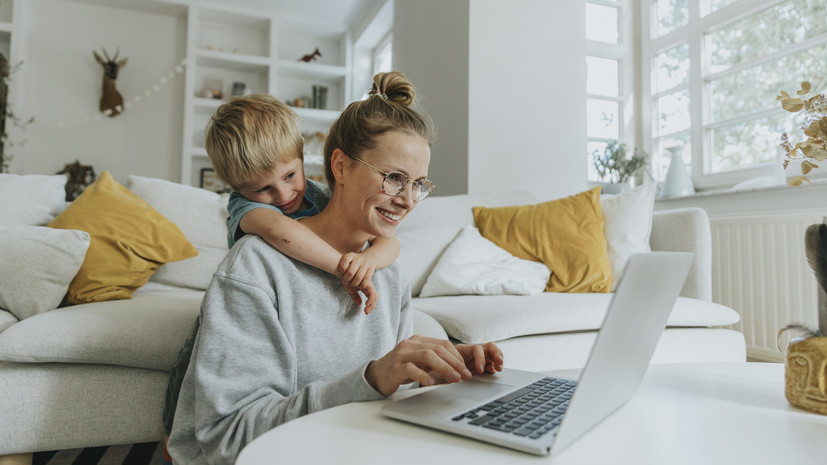 В Омской области рассказали о программе обучения для женщин с детьми