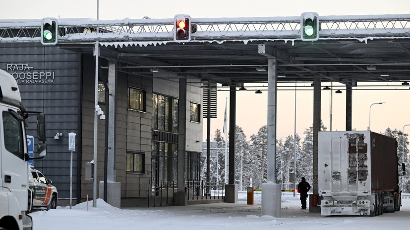 Премьер Финляндии заявил о готовности закрыть все КПП на границе с Россией