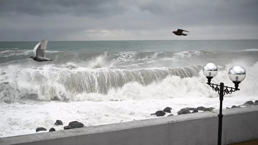 В «Сочи» сообщили о повреждениях клубной базы из-за шторма