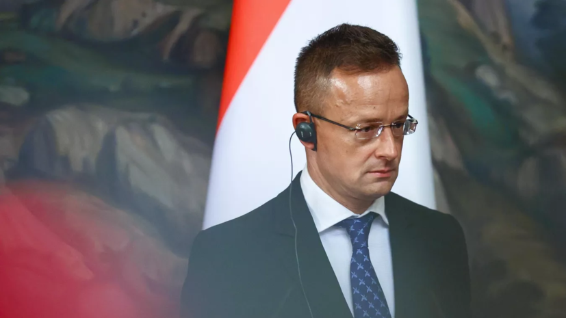 Сийярто: Болгарии нельзя удорожать транзит газа