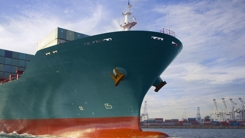 В Приморье на прибывшем из Японии судне обнаружили тайник с контрабандой