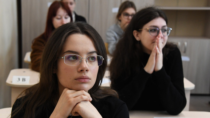 Собянин: московские школьники смогут сдать демонстрационный экзамен