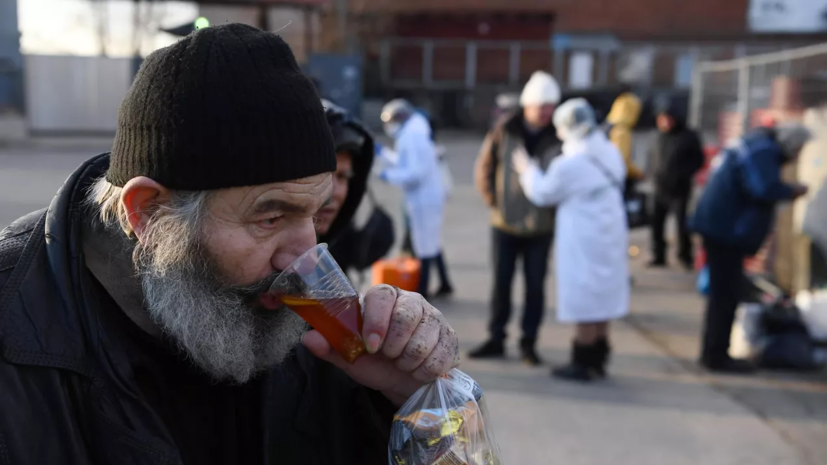 В Москве число пунктов обогрева для бездомных увеличили до 14