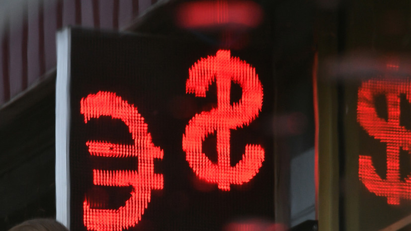 Инвестор Сидоров ожидает рост курса доллара до 92—93 рублей на следующей неделе