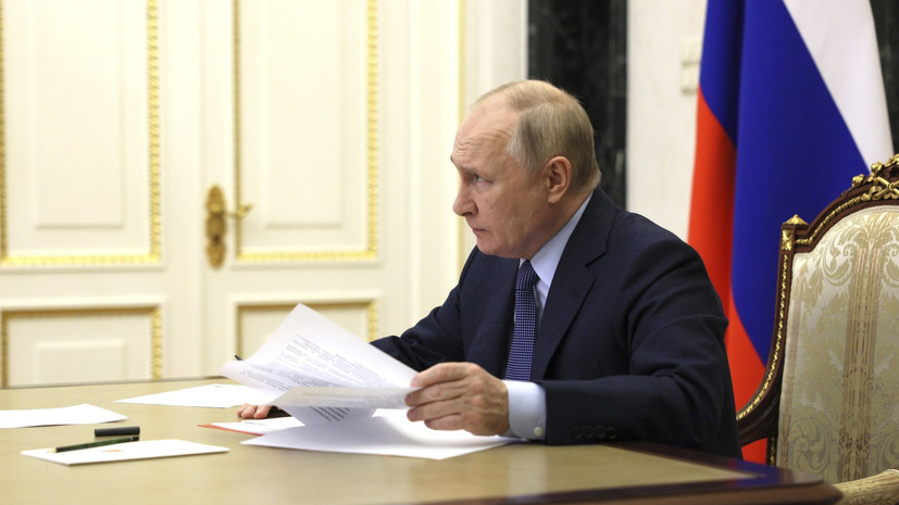 Путин поручил создать порядок урегулирования споров кредиторов и физлиц