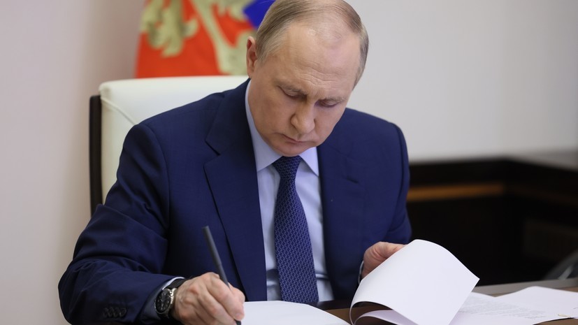 «Акцент сделан на профилактику безработицы»: Путин подписал обновлённую версию закона о занятости населения