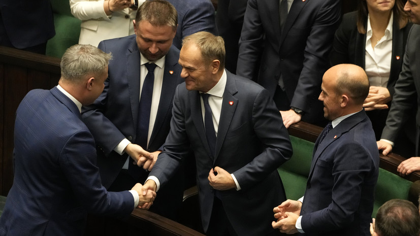 Туск приведён к присяге в качестве премьера Польши