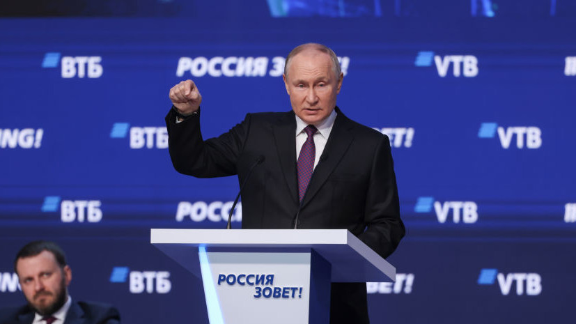 Путин: Россия желает договориться с США о возвращении Уилана и Гершковича домой